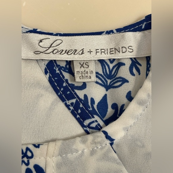 Lovers + Friends White and Blue Long sleeve ruffle shoulder cut out blouse, XS - Picture 5 of 7